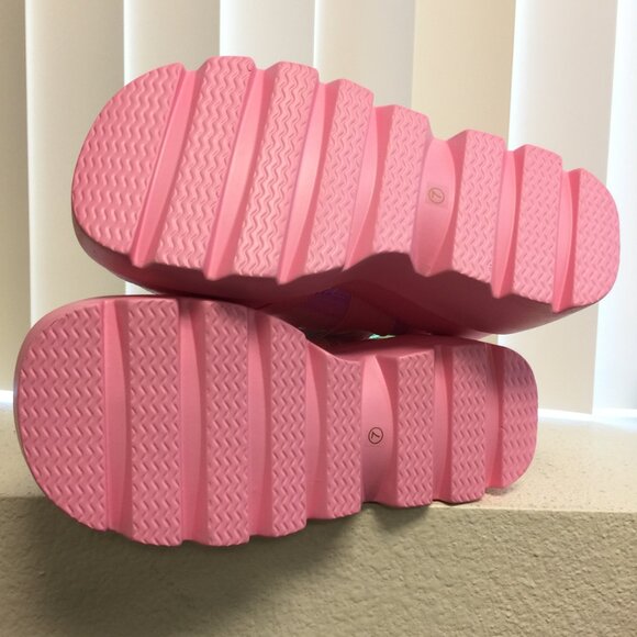 Worn once- Cape Robbin Pink Poison Platforms Boots in Pink/7 - Picture 12 of 12